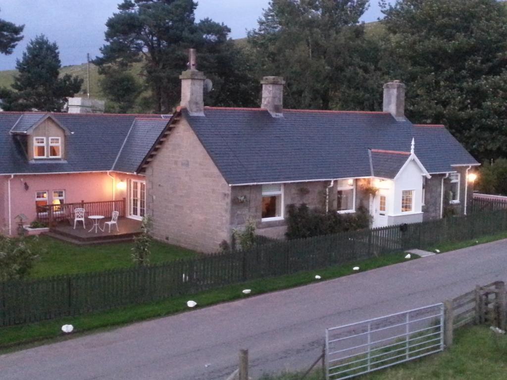 Station House Lanark Bed And Breakfast Exterior photo